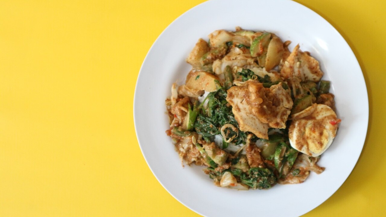 Gado-Gado Tempeh Bowl