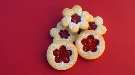Jam Blossom Cookies