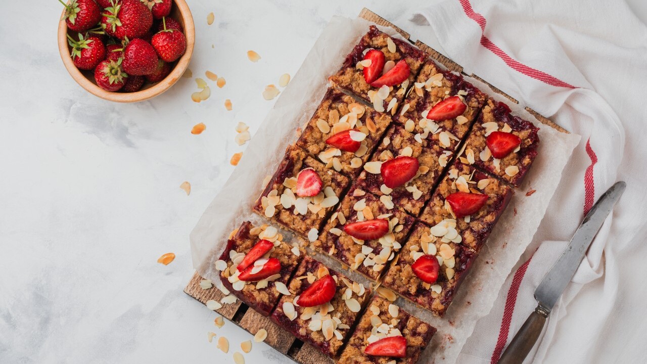 Strawberry Chia Oatmeal Bars