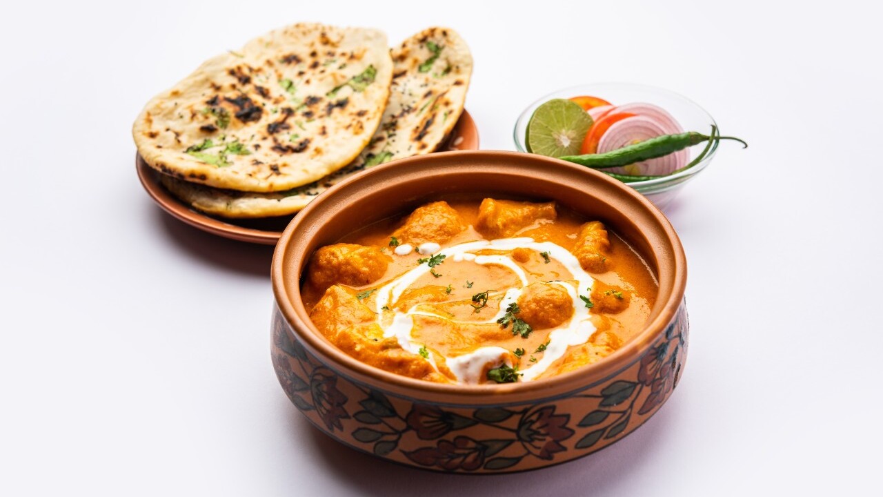 Homemade Butter Chicken w/ Fresh Garlic Naan Breads