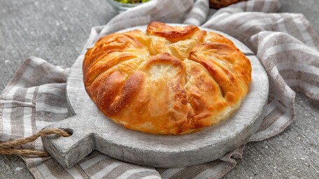 Ham Puff Pastry Pie with Appleslaw