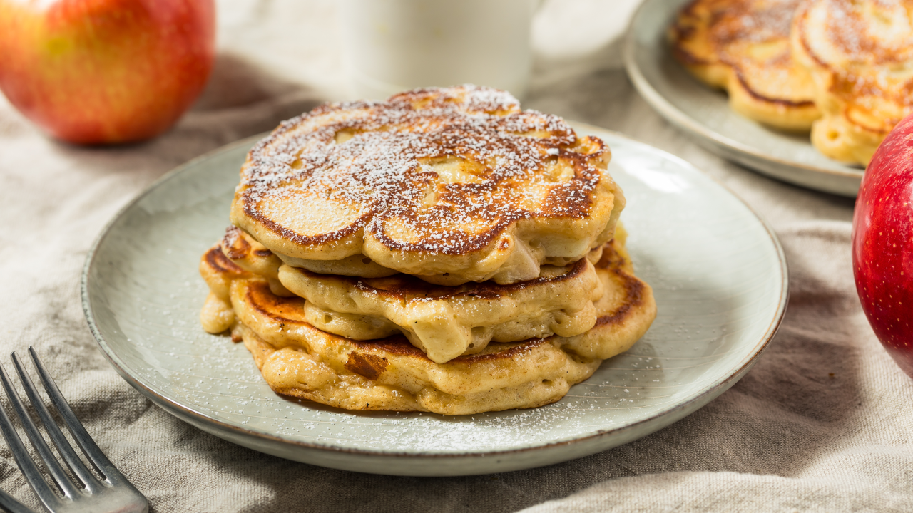 Delicious Baked Apple Pancake