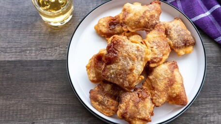 Shanghai Stir-Fried Rice Cakes (Nian Gao)