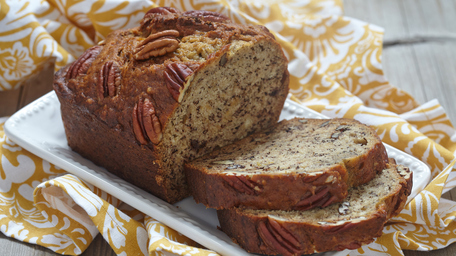Bourbon Pecan Pound Cake