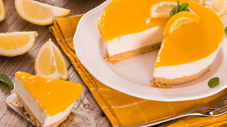 Lemon and Mascerpone Cheesecake