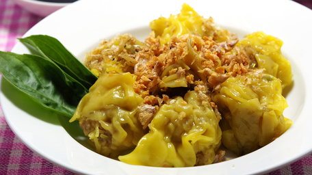Kanom Jeeb - Thai Steamed Dumplings