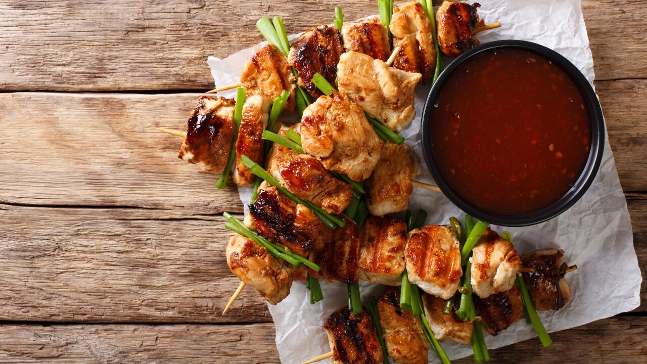 Korean Chicken Skewers (Dakkochi)