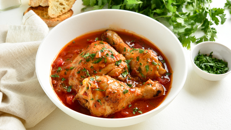 Nduja Chicken Thighs with Garden Tomatoes, Capers & Fennel Herb