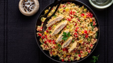 Harissa Chicken Protein Salad Bowls 