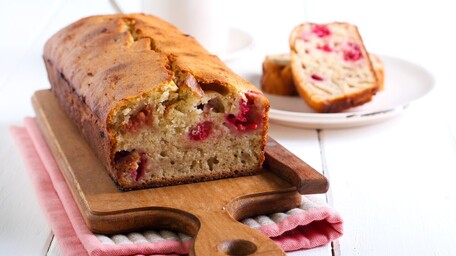White Chocolate & Raspberry Banana Bread & Vegan White Chocolate & Raspberry Banana Bread