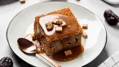Plant-Powered Toffee & Pecan Pudding