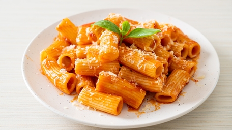 Hearty Sausage and Fennel Rigatoni