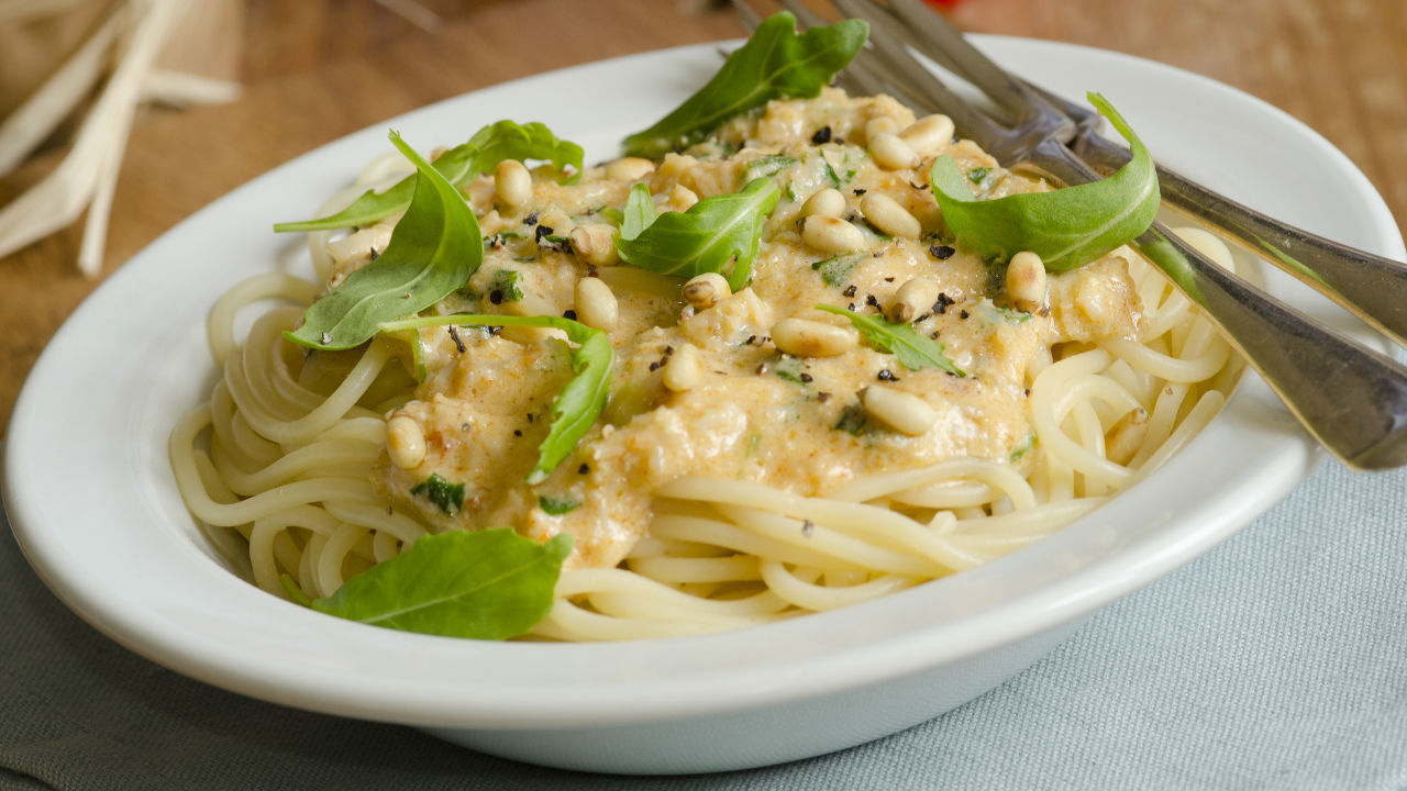 Crab Linguine with Chilli & Parsley