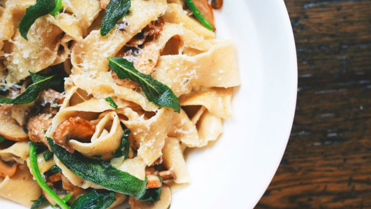 Creamy Mushroom & Chicken Tagliatelle