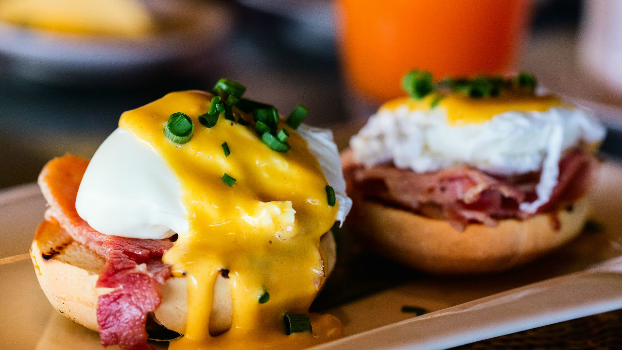 Simon Delaney&#39;s Eggs Benedict