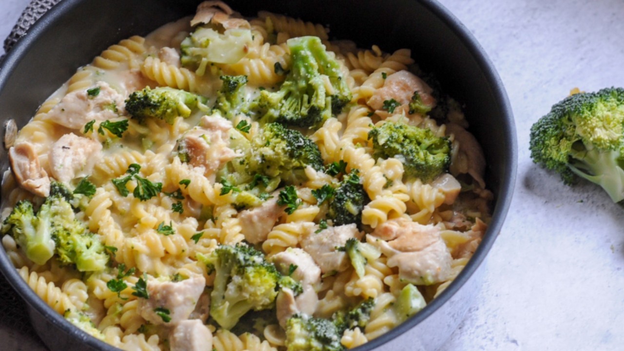 Broccoli & Chicken Lemon Pasta