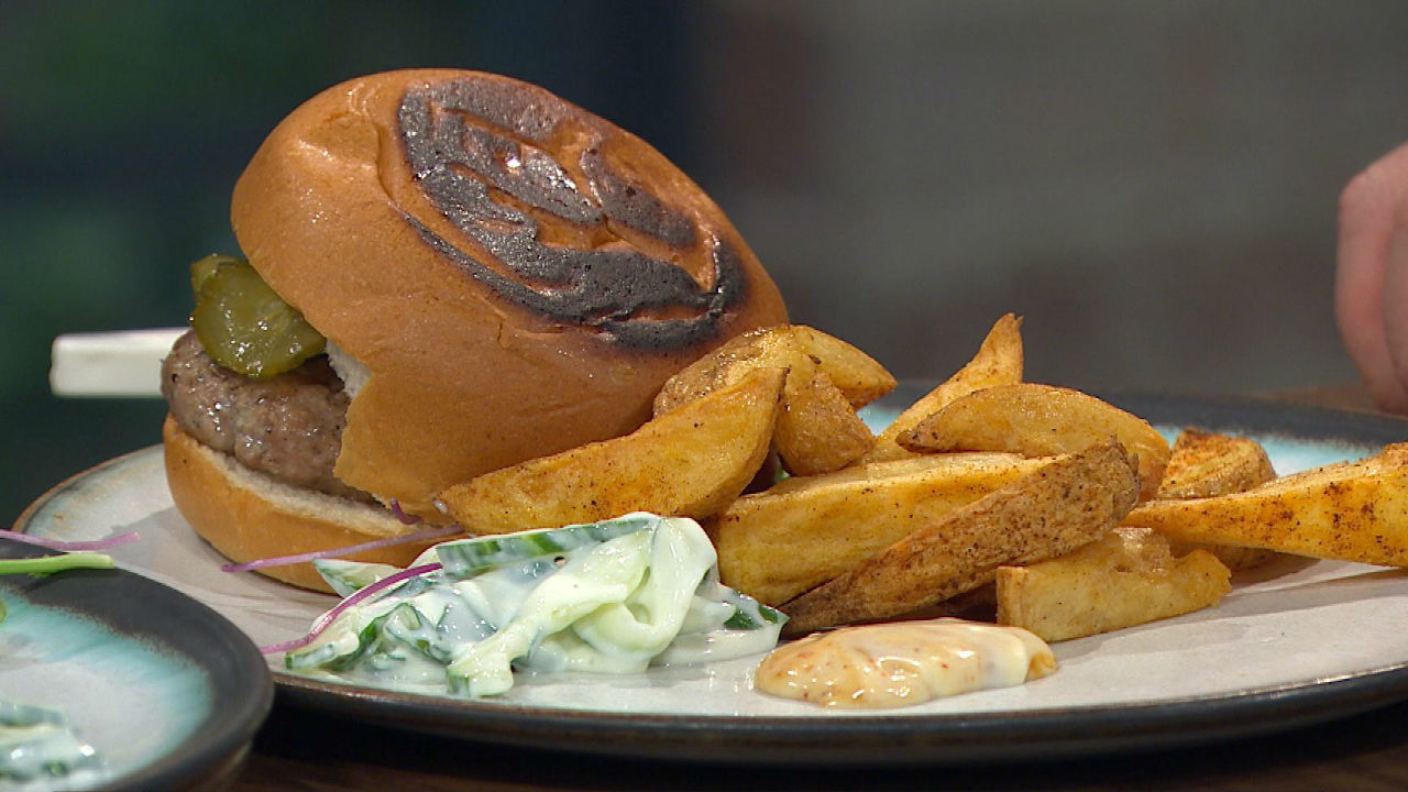 Mediterranean Style Lamb & Pork Burgers