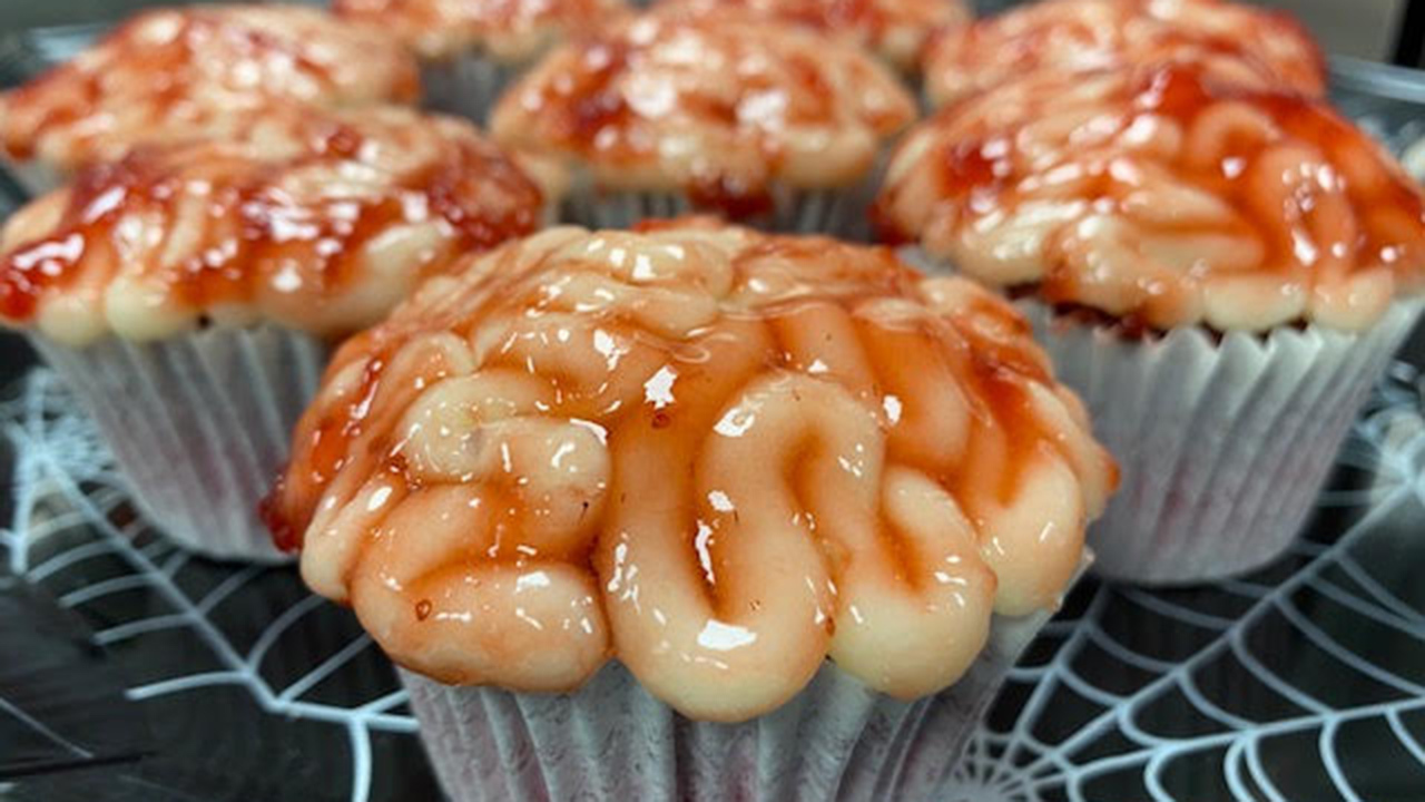 Halloween Brain Cupcakes