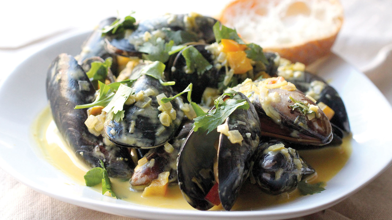 Mussels in Spiced Coconut Milk