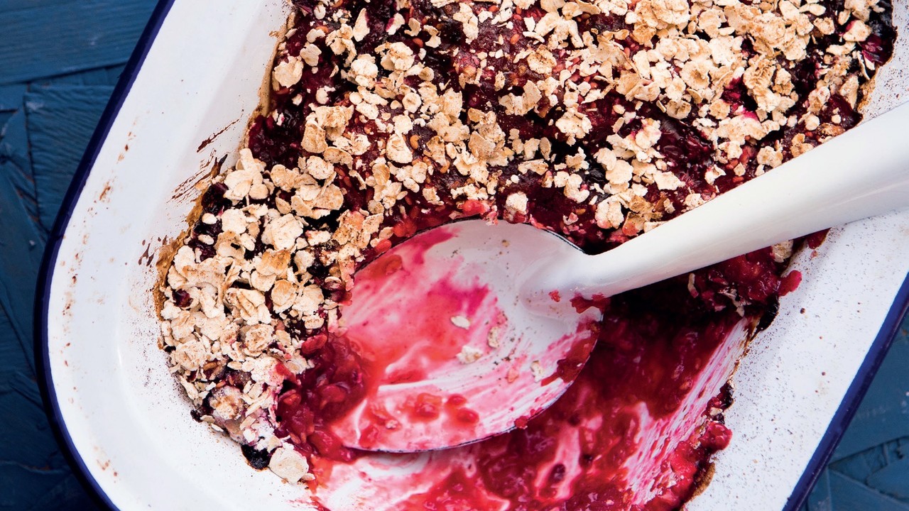 Rhubarb and Berry Crumble