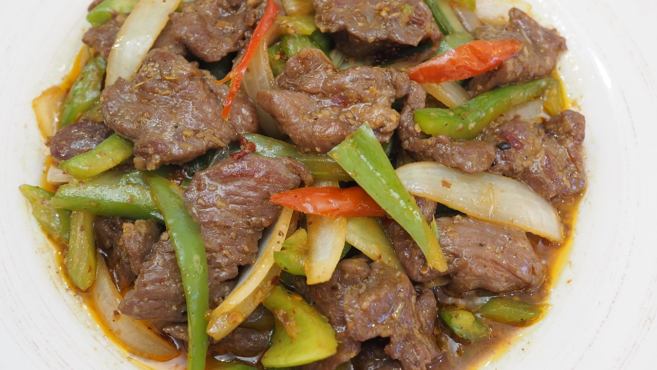 Cantonese Beef Chow Mein