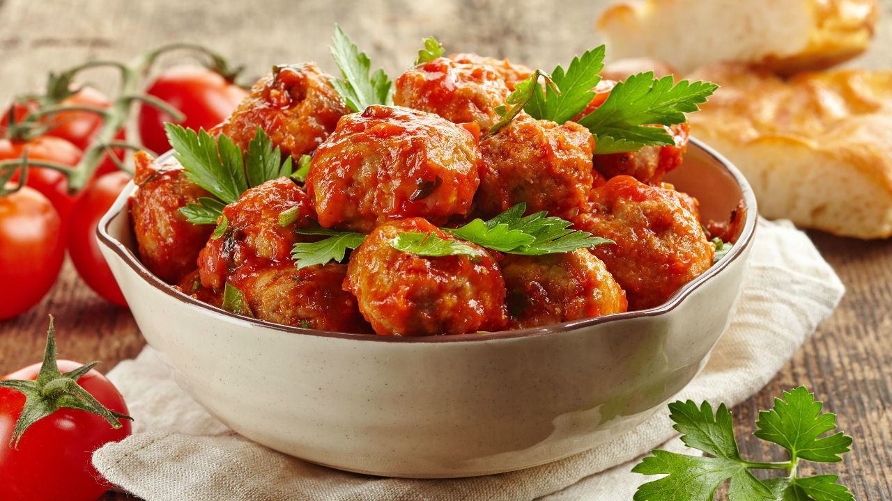 Greek Meatball Salad