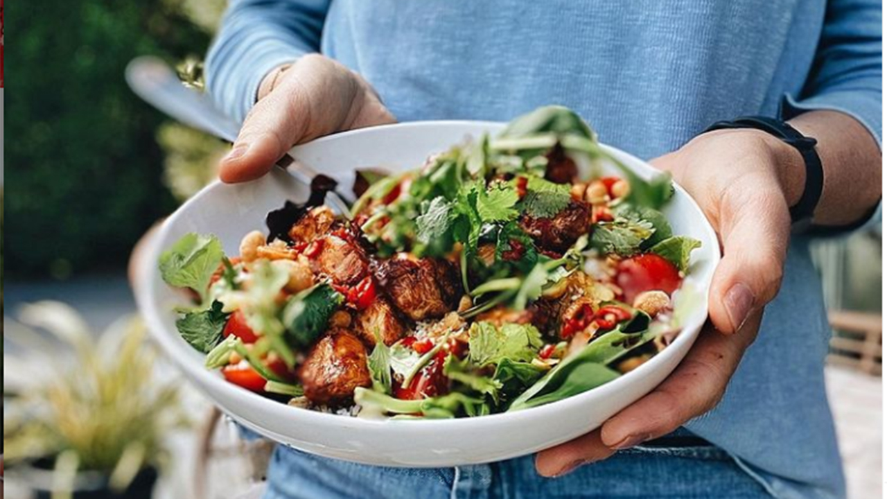 Sweet 'n' Salty Chicken & Mango Salad