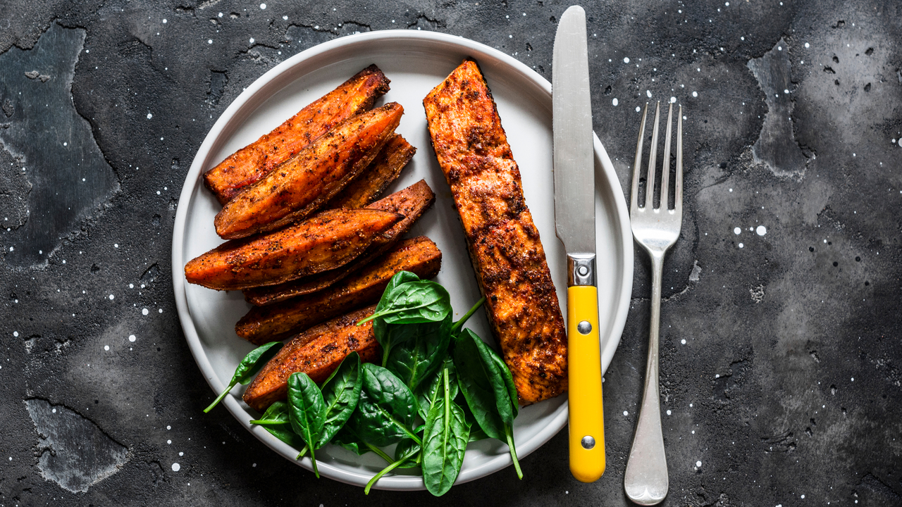 Chilli Crusted Salmon with Chilli Roasted Sweet Potato & Brocolli