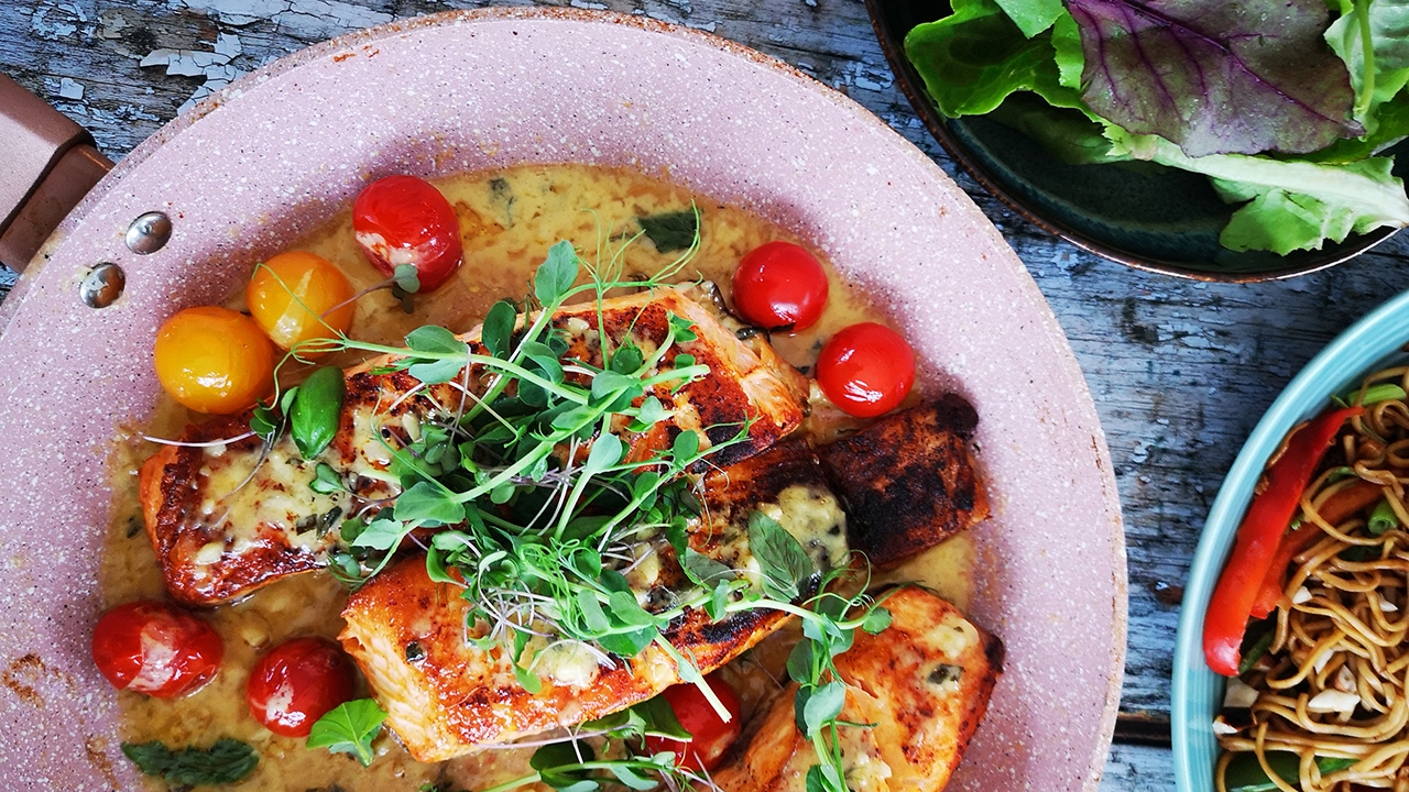 One-Pan Creamy Garlic Salmon