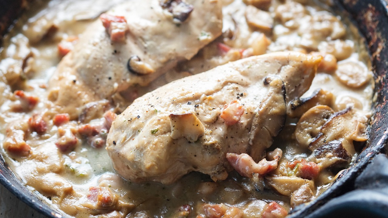 Creamy Chicken Breast, Smoked Bacon, Mushroom, Tarragon with Butter Whipped Potatoes