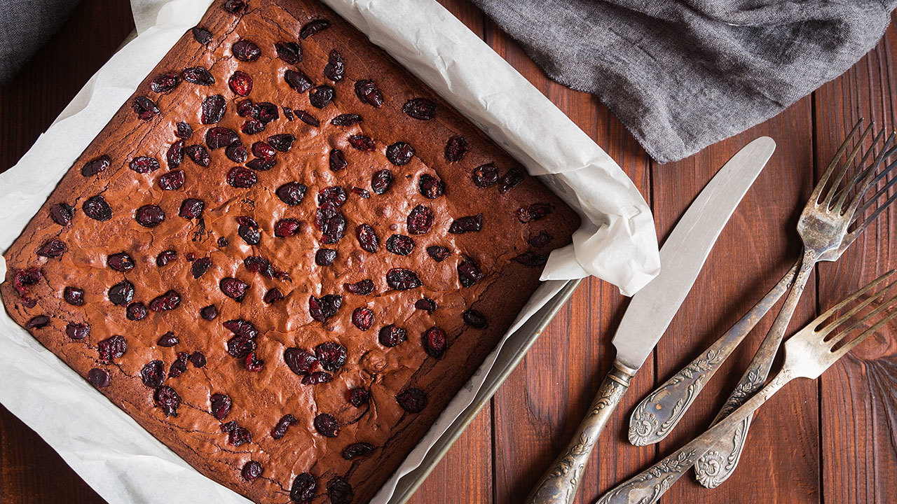Orange & Chocolate Chip Traybake