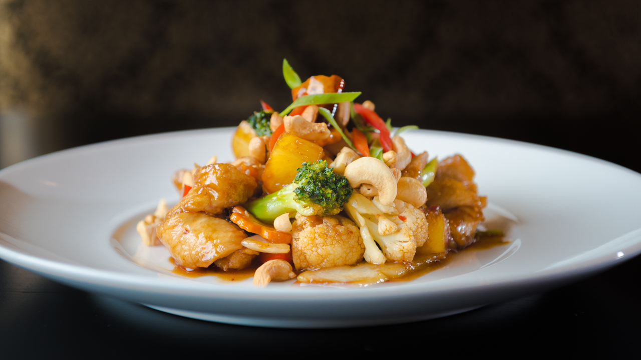 Chicken Cashew Nut Stir Fry With Boiled Rice