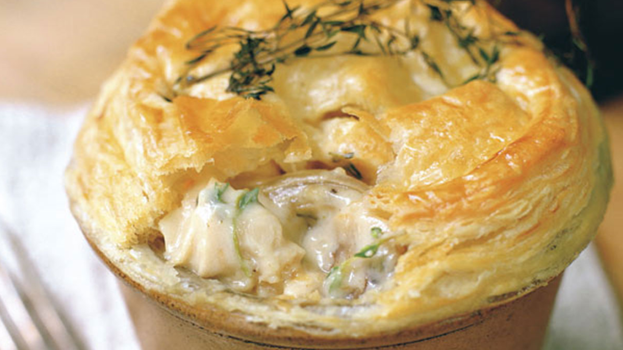 Creamy Forest Mushroom, Spinach & Chicken Pie