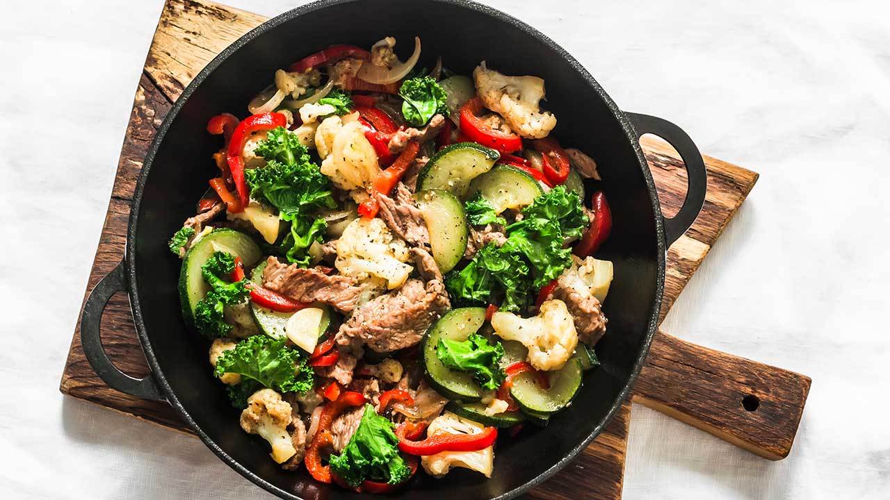 Beef, Kale and Cashew Stir-fry