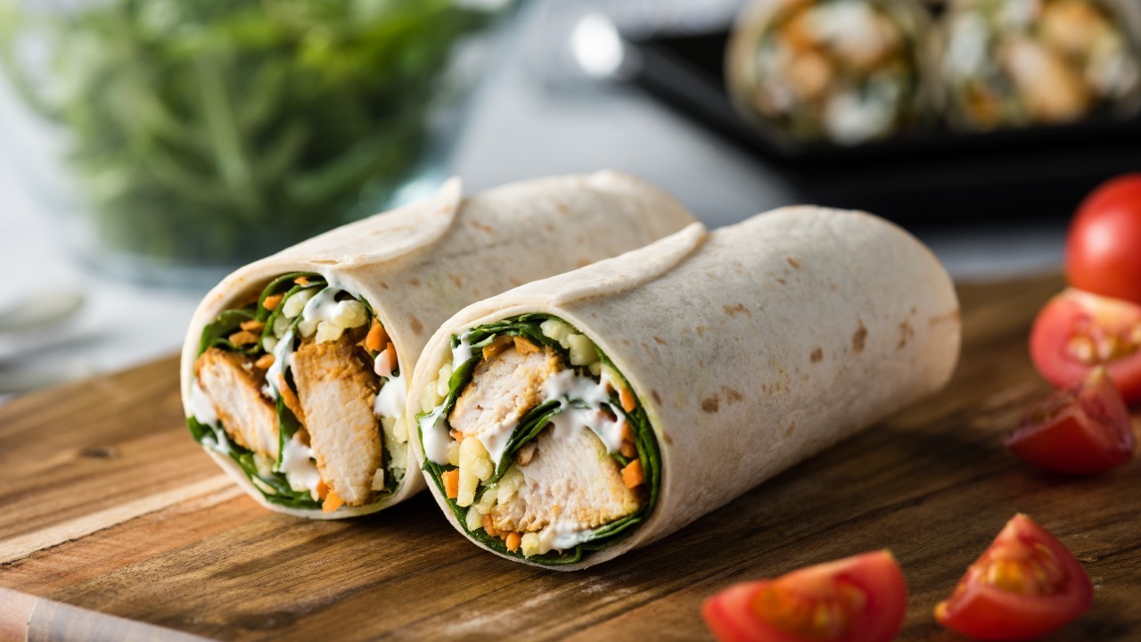 Chilli Chicken Wraps with Cajun Yogurt Dressing