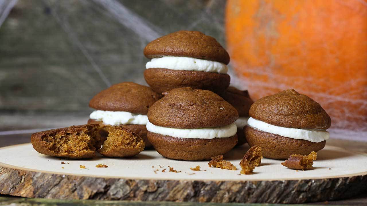 Chocolate Whoopie Pies