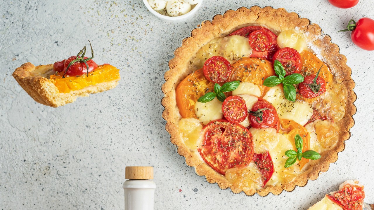 Open Tartlets with Courgette, Goat’s Cheese & Cherry Tomato