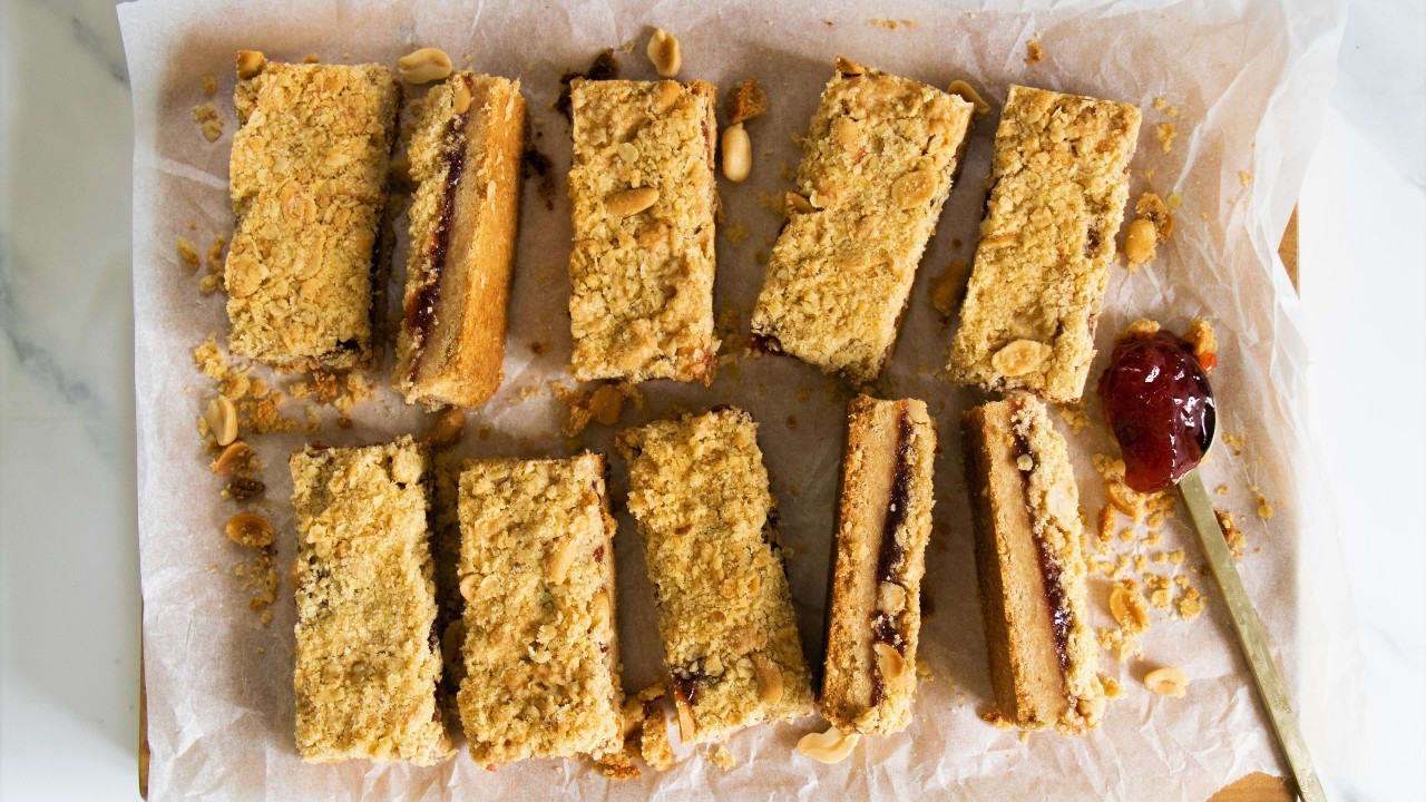 PB & J Crumble Snack Bars