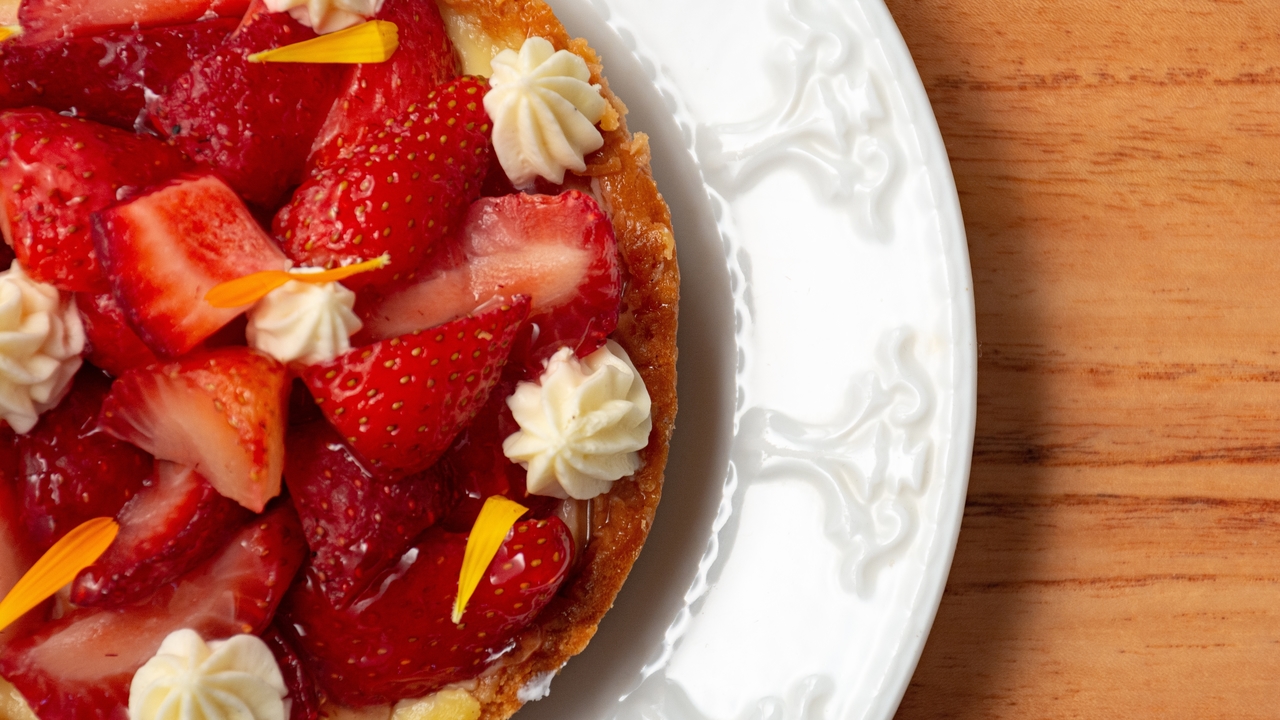 Strawberry and Nectarine Tart