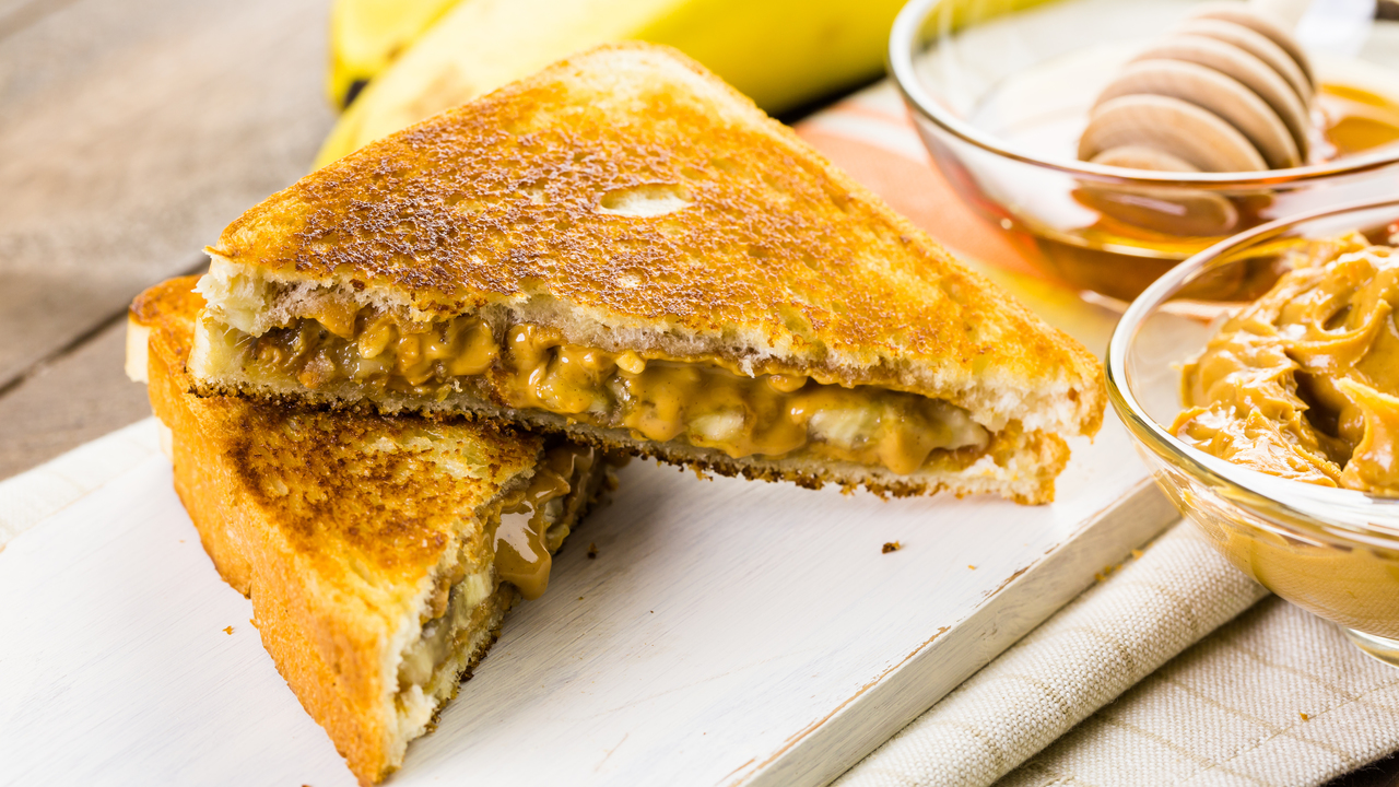 Deep Fried Peanut Butter and Banana Sandwiches