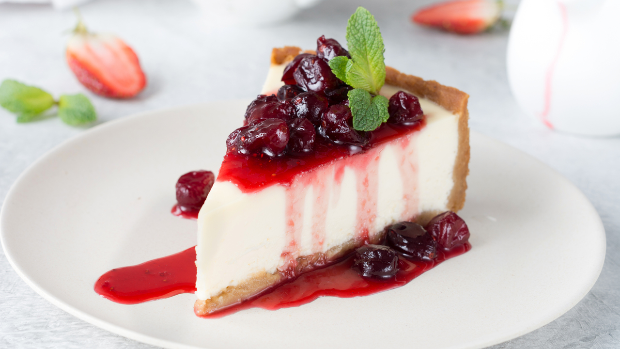 White Chocolate and Cranberry Cheesecake