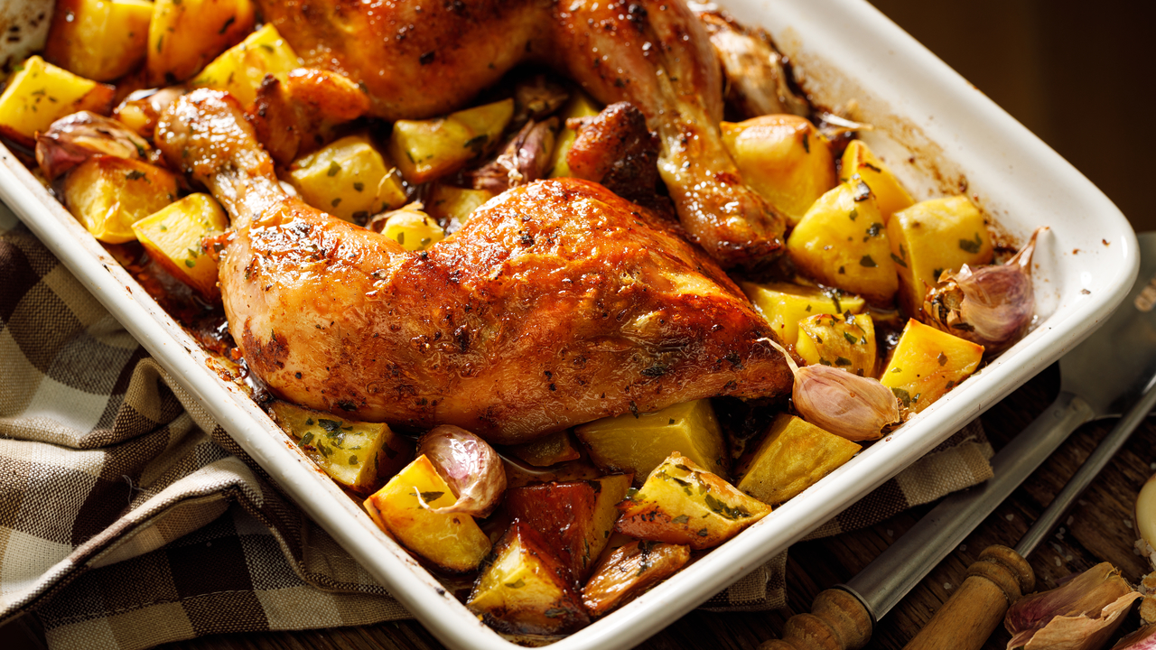Spicy Chicken Thighs w/ Crispy Potatoes & Vegetables
