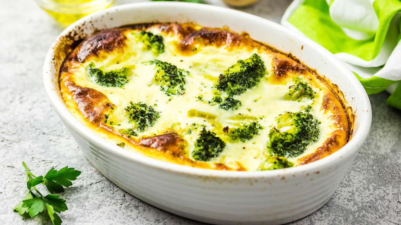 Chicken, Broccoli & Ham Pie