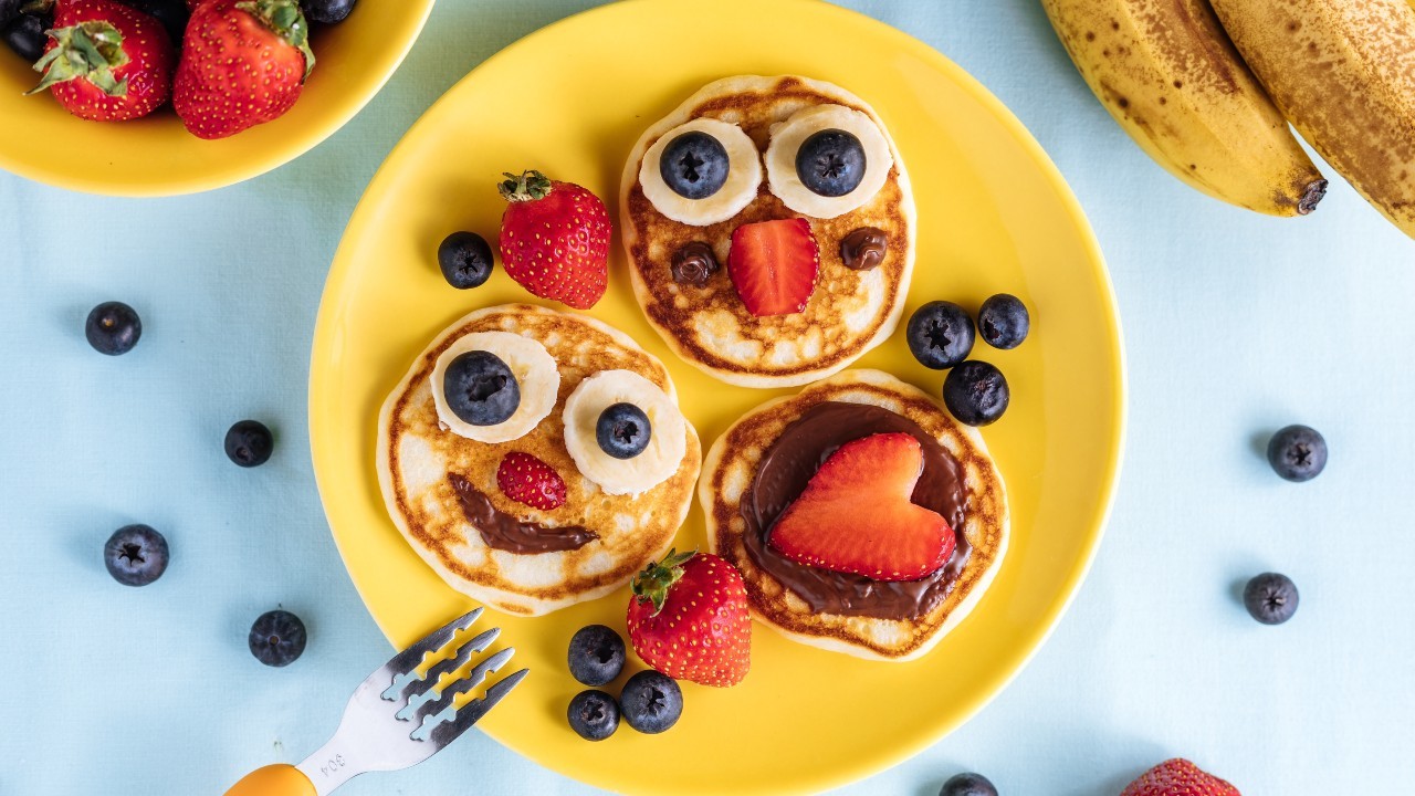 Blueberry & White Chocolate Buttermilk Pancakes