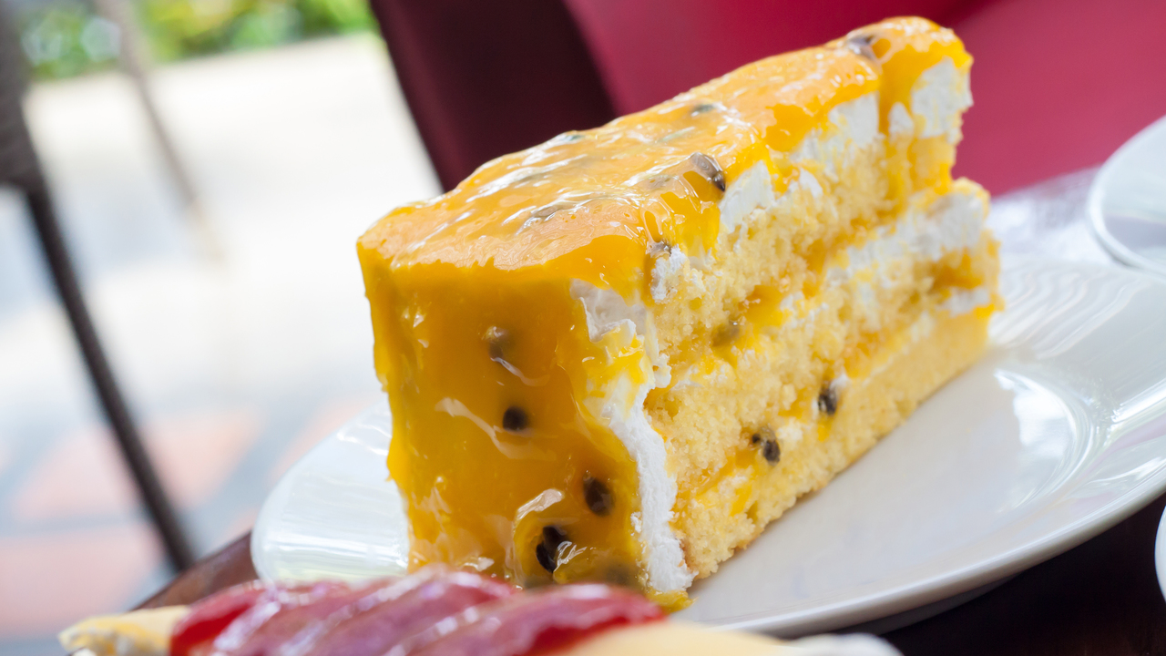 Lemon & Passionfruit Cake 