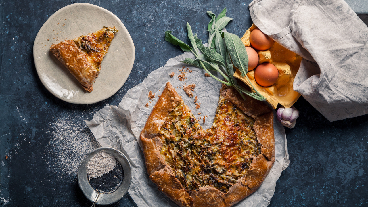 Flamiche aux Poireaux (Leek & Gruyere Tart)