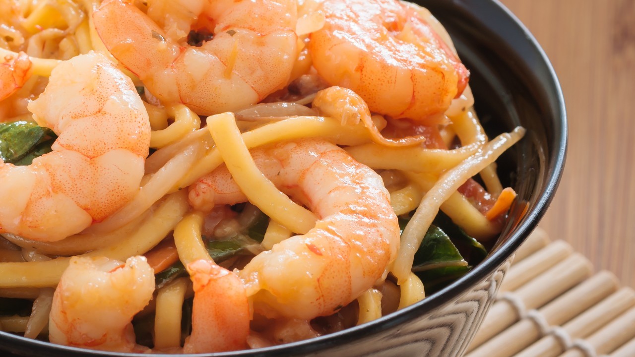 King Prawn and tender stem Broccoli Chow Mein