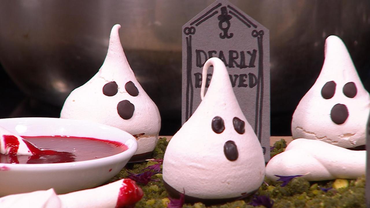 Spooky Meringue Bones And Ghosts With A ‘Bloody’ Raspberry Compote