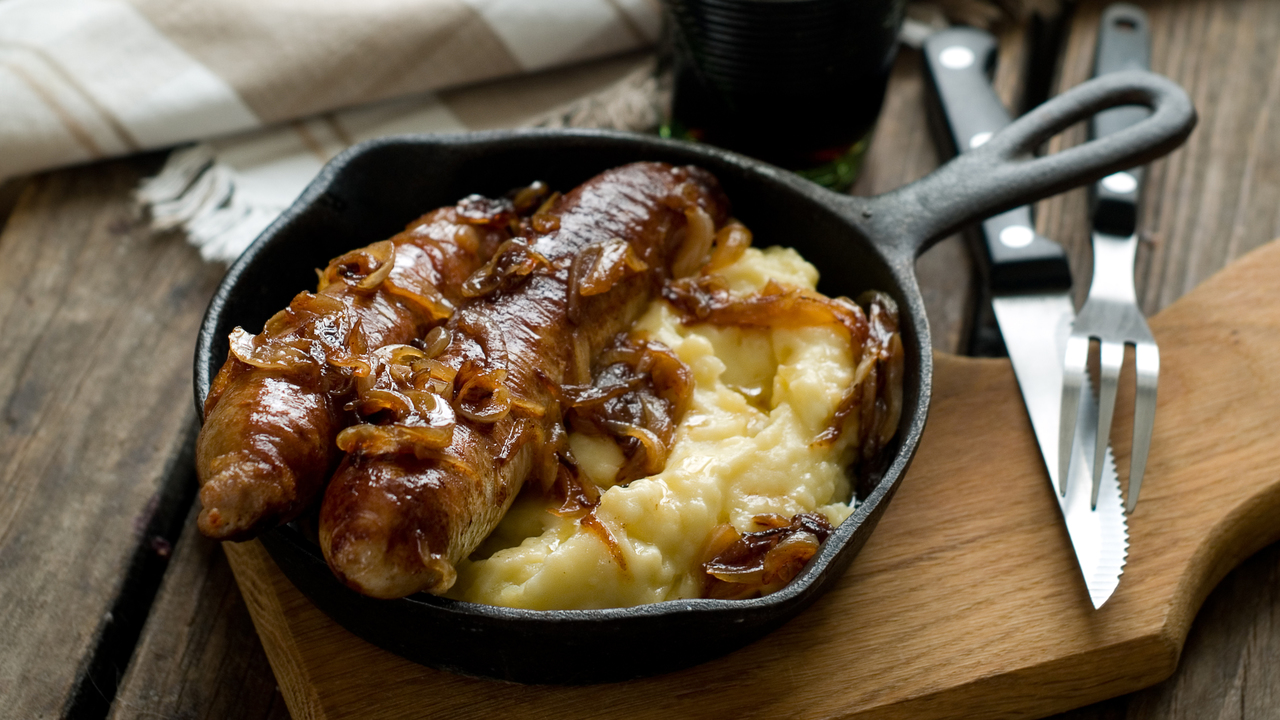 Pork Sausages, Colcannon Mash, Onion Gravy 