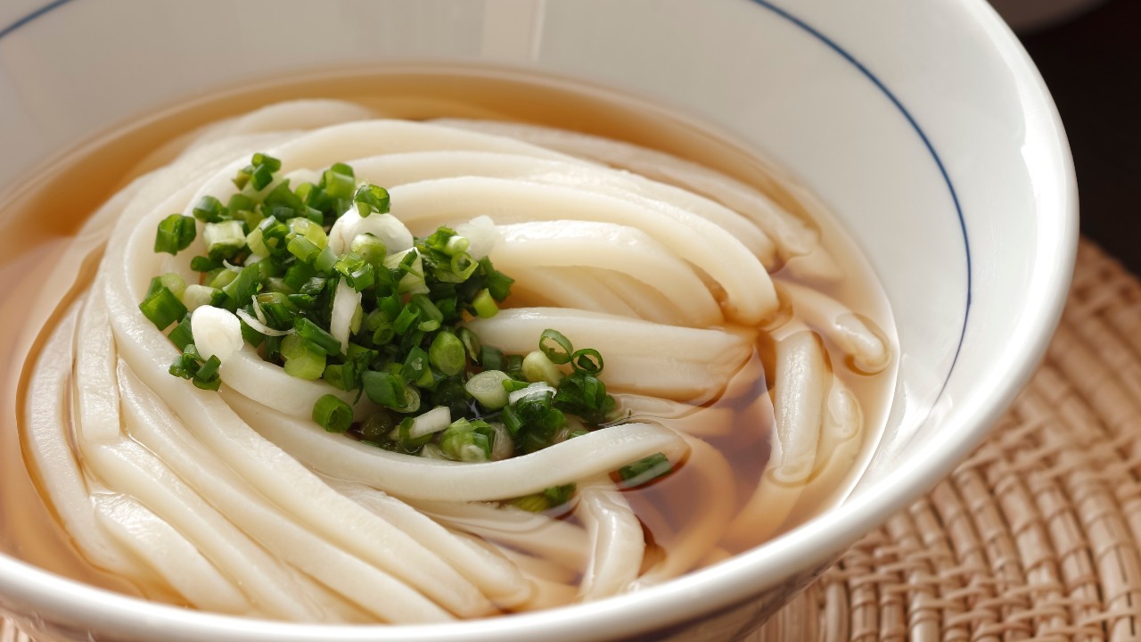 Udon Noodle Soup With Grilled Teriyaki Mushrooms & Tofu